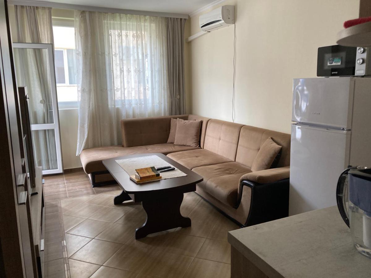 Апартамент Даскала С Паркомясто Burgas City Exterior foto